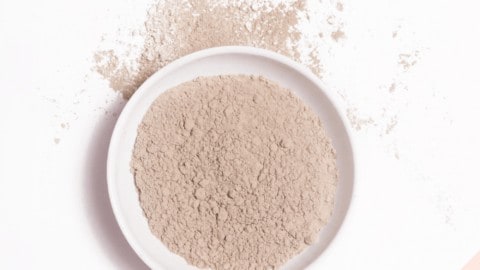 rhassoul clay and bentonite clay for curly hair